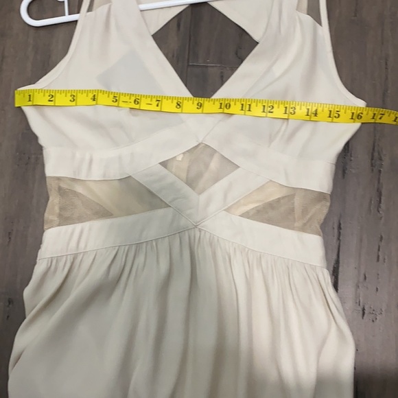 Revolve finders keepers broken heart‎ dress in beige - Picture 8 of 10